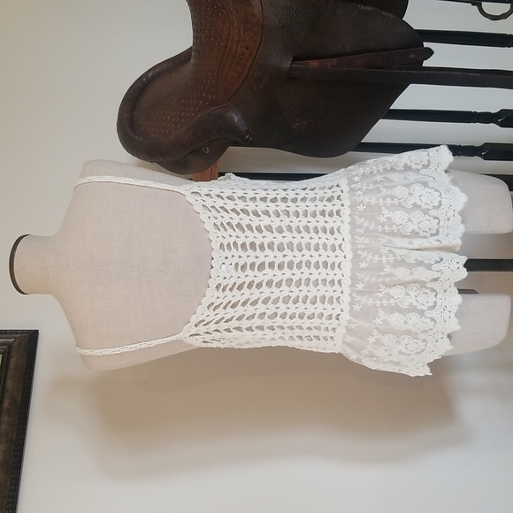 Feminine crocheted and lace camisole s/m - Picture 2 of 5